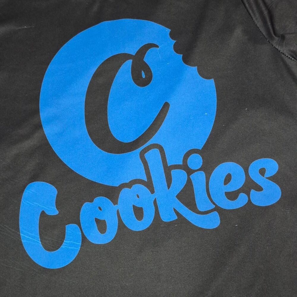 Cookie-s Men's Black and Blue T-shirt